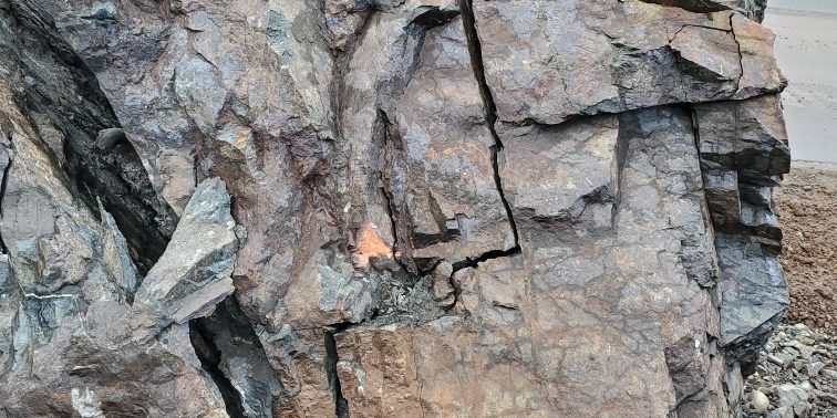 BoulderSplitting1